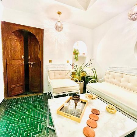 Riad La Berbere Location En Exclusivite A Marrakech Marrakesh Bagian luar foto